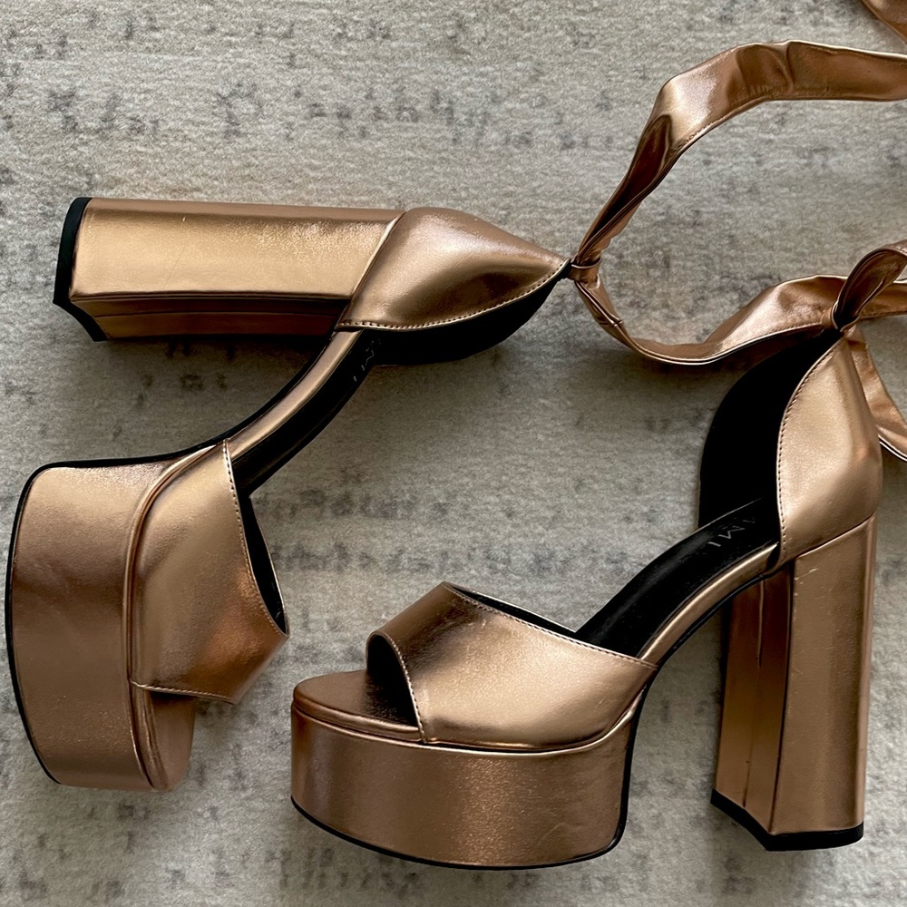GOLD Simmi Platforms
